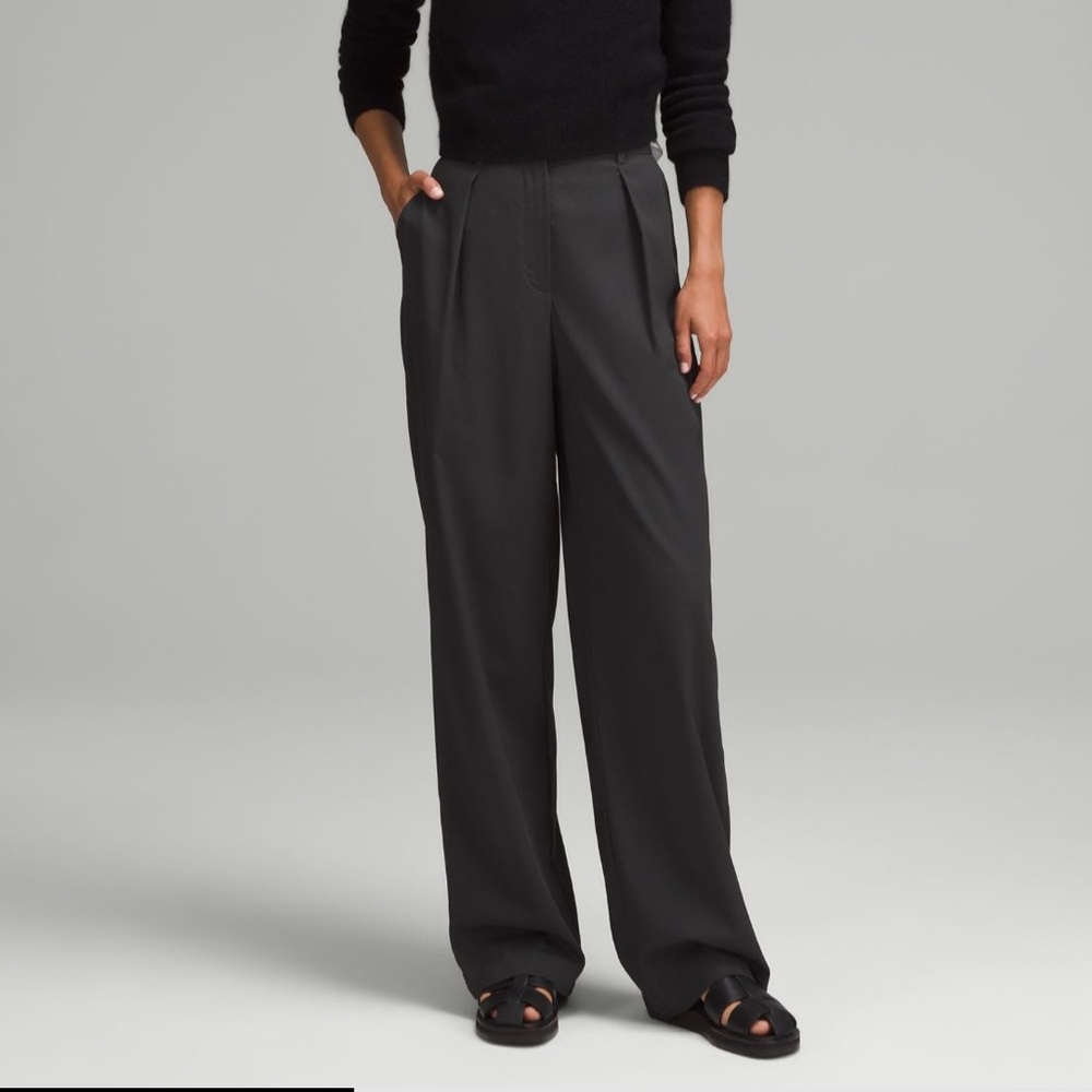 NWOT lululemon Pleat-front High-Rise Trouser Regular (Graphite Grey)